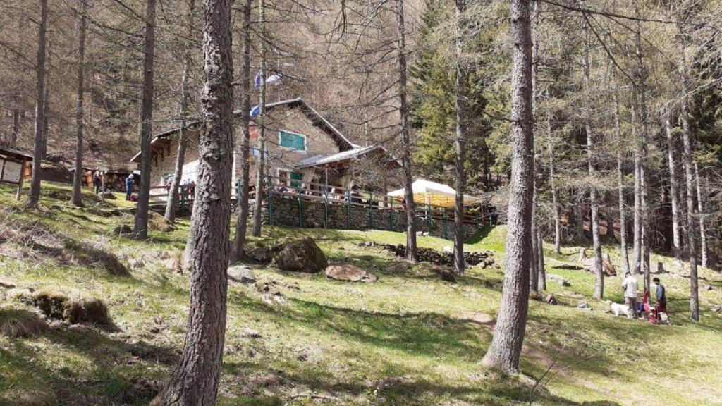 Готель Rifugio Geat Val Gravio Villar Focchiardo Екстер'єр фото